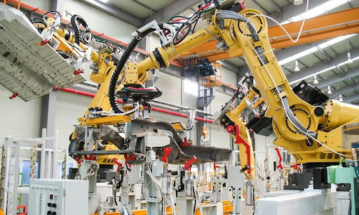 Aplicações típicas de robôs na indústria